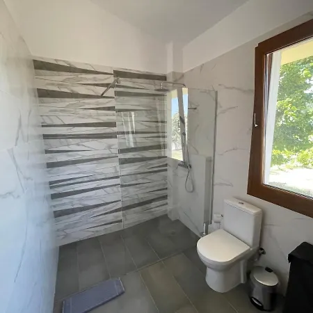 Daire Serenity House *