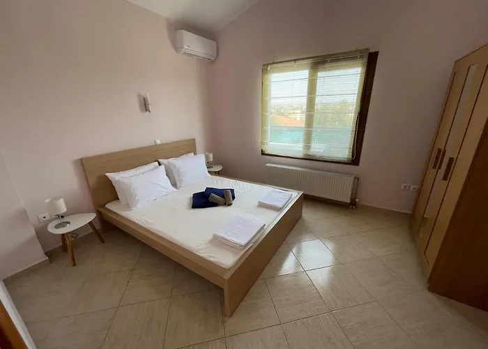 Serenity House Апартаменты Эпаноми